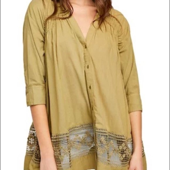 Free People Top with crochet detail - Picture 2 of 11